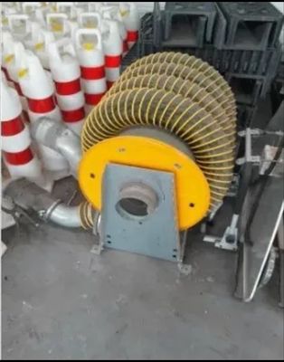 une machine équipée d'un ventilateur sur le dessus