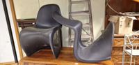Verner Panton pour VITRA, deux chaises en plastique thermomo… (photo 2)