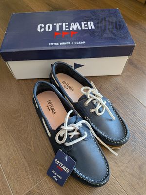 Paire de chaussures de marque COTE MER