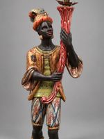 Porte-torchère en bois sculpté, laqué en polychromie et doru… (photo 5)
