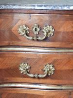 COMMODE en placage de bois de rose et de satiné, la façade g… (photo 4)