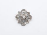 une broche ancienne sertie de diamants