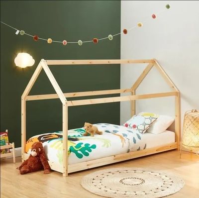 1 Lit Cabane EN Bois Pour Enfant