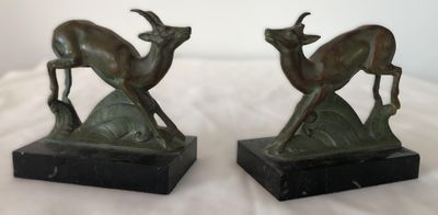 1 paire de serre-livres en pierre et régule forme antilope (…