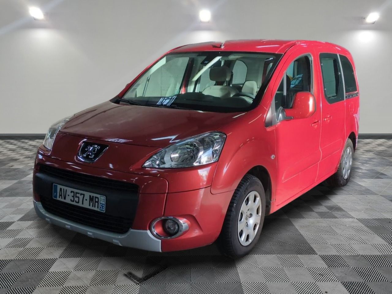 PEUGEOT - PARTNER TEPEE 1.6 HDI FAP 110CH LOISIRS - GO - Mis…