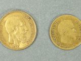 deux pièces d'or représentant le visage d'un homme et la tête d'une femme