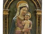 une image d'une peinture représentant une femme tenant un bébé
