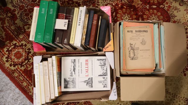 BOURBONNAIS: Important lot de revue ‘’ Notre Bourbonnais’’; Dr Ge...