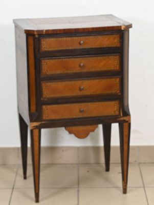 Petite commode en bois et bois de placage ouvrant à 3 tiroir… - Photo 1