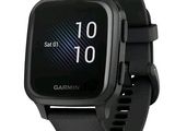 gros plan d'une montre intelligente sur fond blanc