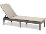 chaise longue d'extérieur avec coussin