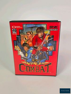 La boîte du jeu « Combat » est représentée sur un fond blanc.