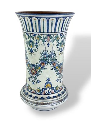 Gien, vase à col évasé en porcelaine.