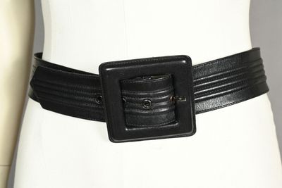 YVES SAINT LAURENT Rive Gauche.