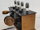 a small machine that is sitting on top of a table