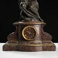 Pendule en marbre avec sujet en bronze allégorie de la poési… (photo 2)