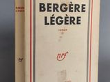 la couverture d'un livre dont le titre, « Bergerre Legré », est écrit en français