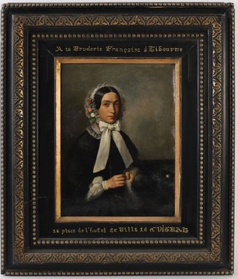 un vieux tableau représentant une femme en robe noire avec un foulard blanc