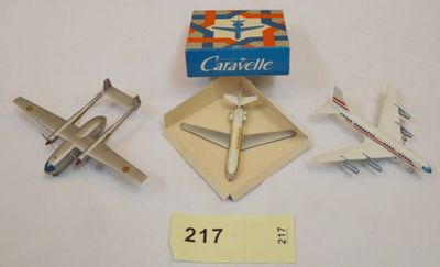C.I.J – DINKY TOYS France d'époque – 3 avions miniatures en …