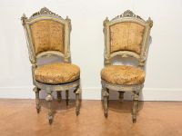 DEUX CHAISES DE HARPISTE en bois mouluré sculpté laqué deux …