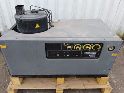 Nettoyeur haute pression fuel KARCHER PROFESSIONAL HDS 9/14-…