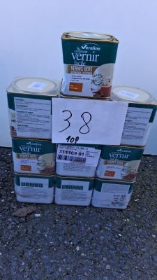 Lot de 10 bidons de vernis bois de la marque Veraline, intér…