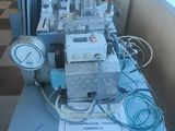 a machine that is sitting on a table in a room