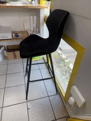 1 tabouret haut en métal et tissus