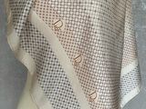 gros plan d'un foulard sur un mannequin mannequin mannequin mannequin mannequin mannequin mannequin mannequin