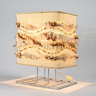Max SAUZE (né en 1933) Lampe de table à structure géométriqu…