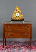 Commode en acajou massif ouvrant à deux tiroirs sans travers…