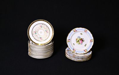 LEVEILLE, Rue Thiroux à Paris. Suite de 6 assiettes en porce…