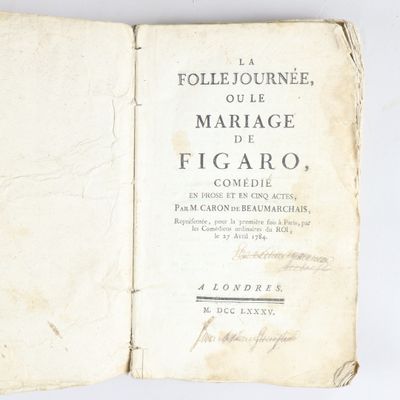 un livre avec la photo d'un homme et d'une femme