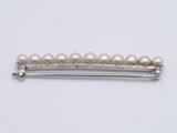 silver and pearl hair clip
