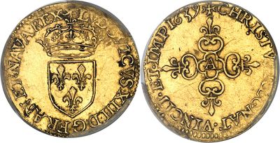 une pièce d'or surmontée d'une couronne