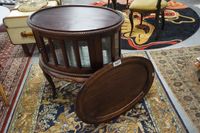 meuble bar ovale couleur acajou - avec 2 portes - avec plate… (photo 3)