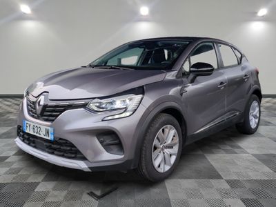 the new renault c - cross suv is shown in a showroom