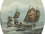 une peinture représentant un bateau dans l'eau avec d'autres bateaux à l'arrière-plan