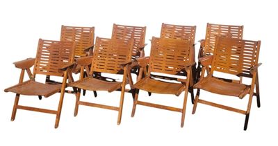 six chairs that are sitting next to each other