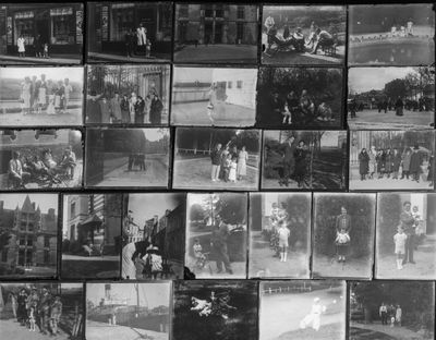 Ensemble de vingt-sept plaques diapositives en verre, représ…