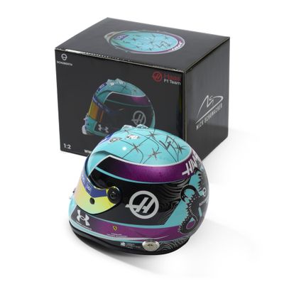 a picture of a helmet that is sitting in front of a box