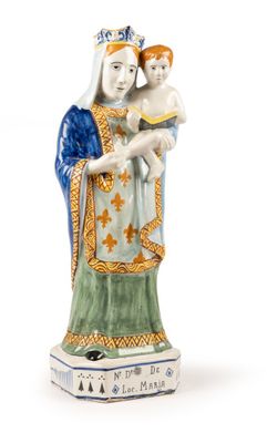 figurine of the virgin mary and child jesus