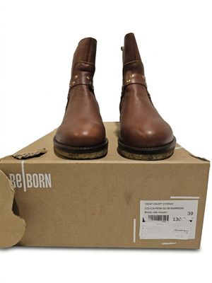 REBORN - Ces bottines de ville 1923P Crust pour femme présen…