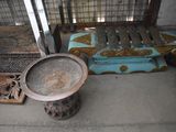 a lot of old items that are sitting on the floor