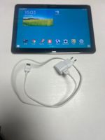 Une tablette SAMSUNG Ultra avec chargeur (démarre).