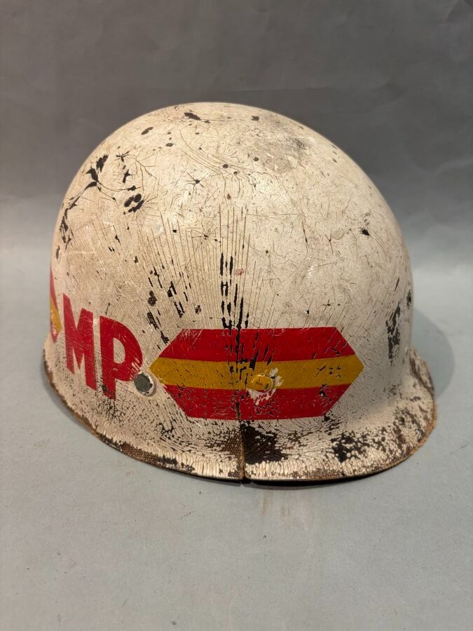 Militaria