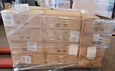 24 / 1 palette de 81 kg de coques pour iPhone 7 /// COM… - Photo 1