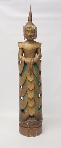 BIRMANIE - XXe siècle - Personnage en bois doré et polychrome, de...