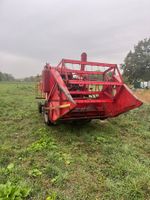 Moissonneuse batteuse MASSEY FERGUSON. (photo 2)
