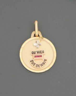 A. Augis Iconique médaille en or jaune 18K 750 millièmes " +…